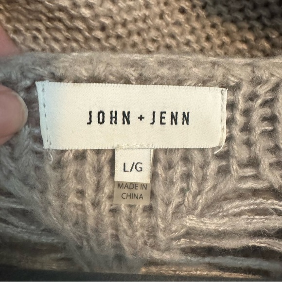 John+Jenn Open Knit Distressed Sweater - Picture 5 of 7